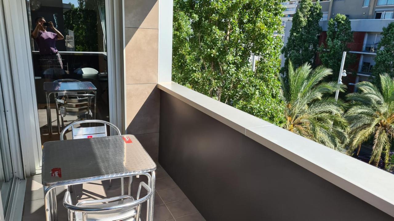 Forum-Ccib-Relax Flats Sant Adria de Besos Εξωτερικό φωτογραφία